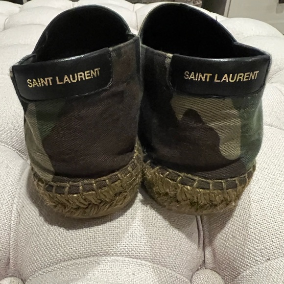 Saint Laurent Signature camo espadrille - Picture 2 of 5